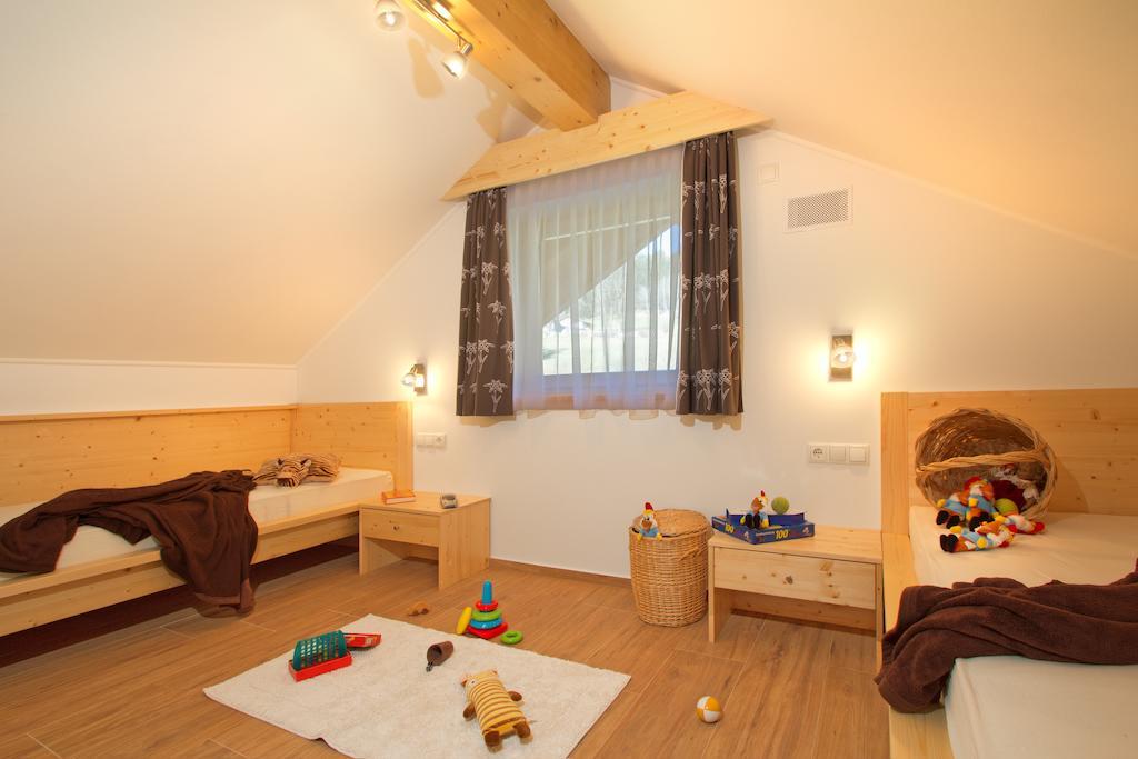 Stiflerhof Falzes Room photo