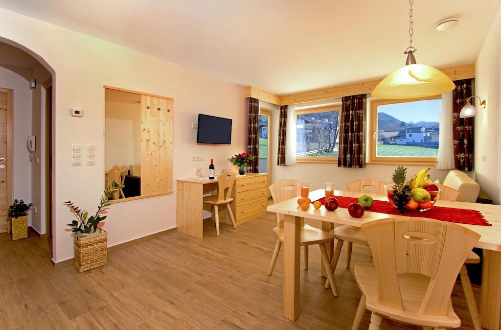 Stiflerhof Falzes Room photo